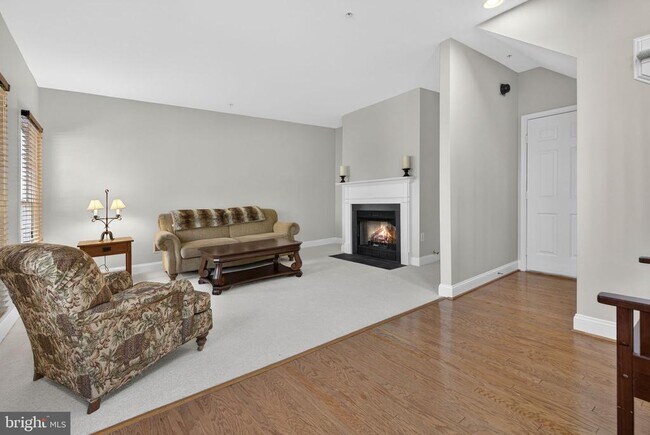 Foto del edificio - 43789 Water Bay Terrace