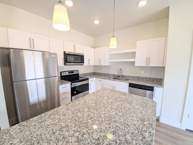 Foto del edificio - 1036 W 600 S