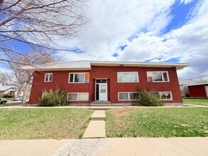 Building Photo - 1900 1st Ave S