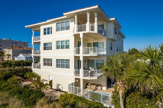 13398 Gulf Ln de Madeira Beach, Florida - Arrow Apartments