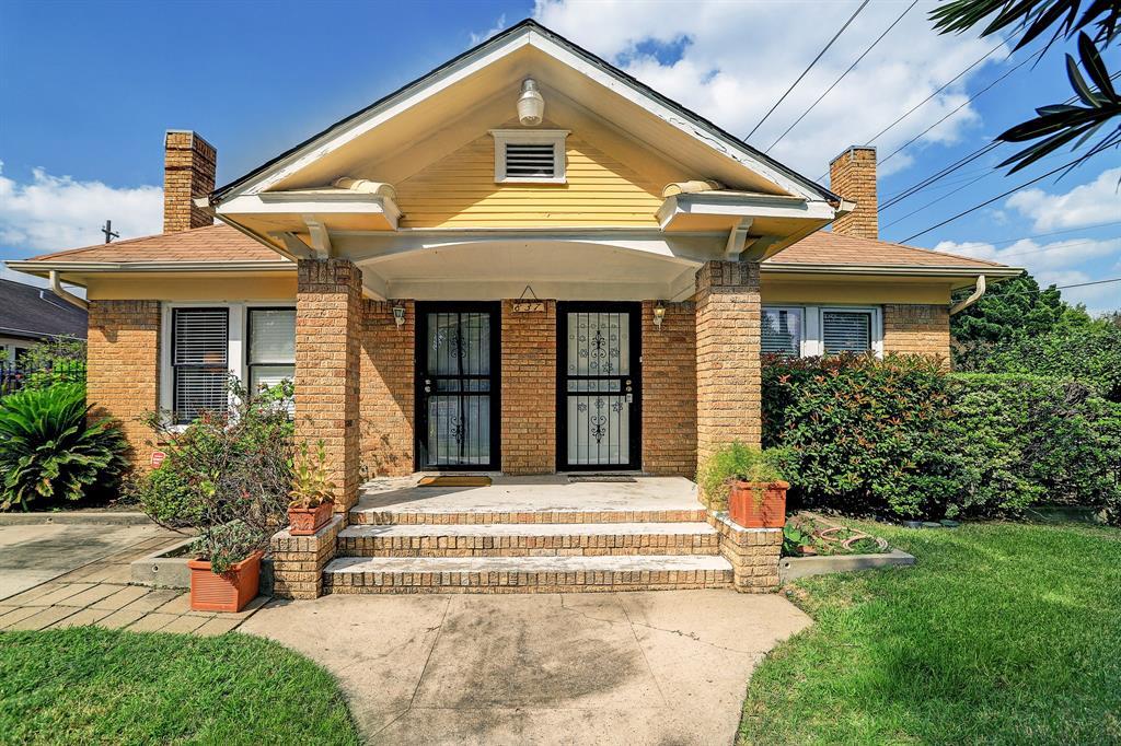 837 Peddie St Unit B, Houston, TX 77008 Apartment for Rent in Houston