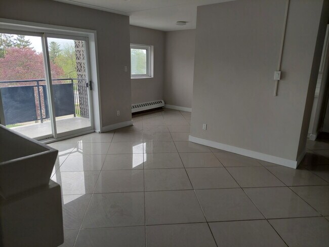 Photo du bâtiment - 591 12th St