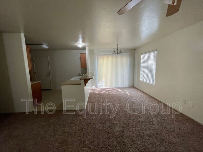 Building Photo - 1774 Paseo Del Lago