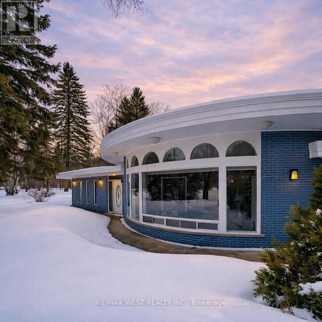 Building Photo - 25 Ramblewood Dr