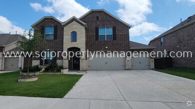 Building Photo - 10231 Sovereign Dr