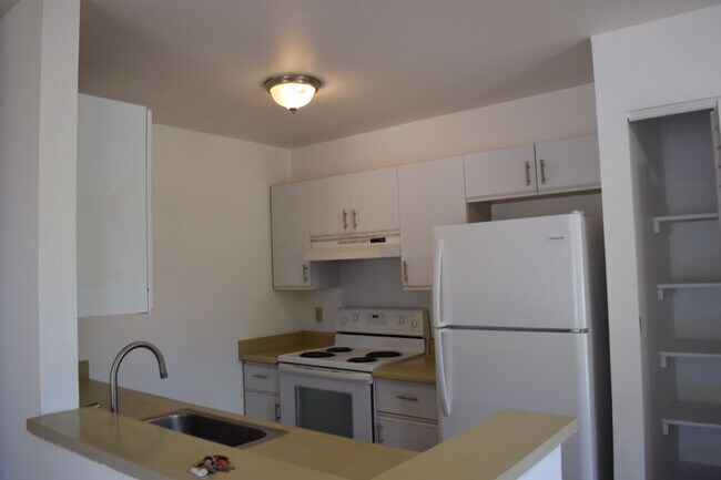 Foto del edificio - GROUND FLOOR KIHEI VILLAGES UNIT CLOSE TO BEACH AVAILABLE APRIL 15TH