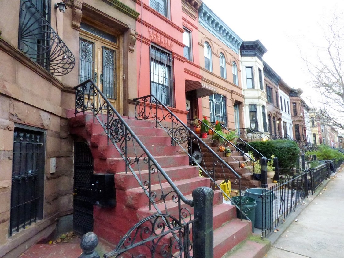 570 Putnam Ave, Brooklyn, NY 11221 Apartments in Brooklyn, NY