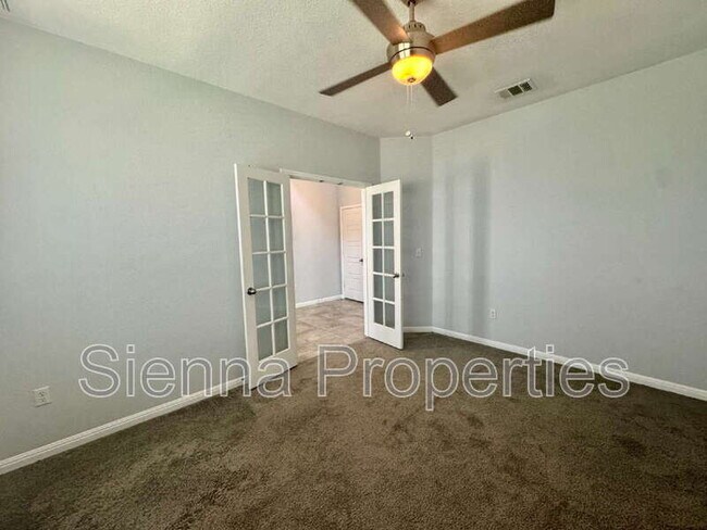 Foto del edificio - 372 Kingfisher Ln
