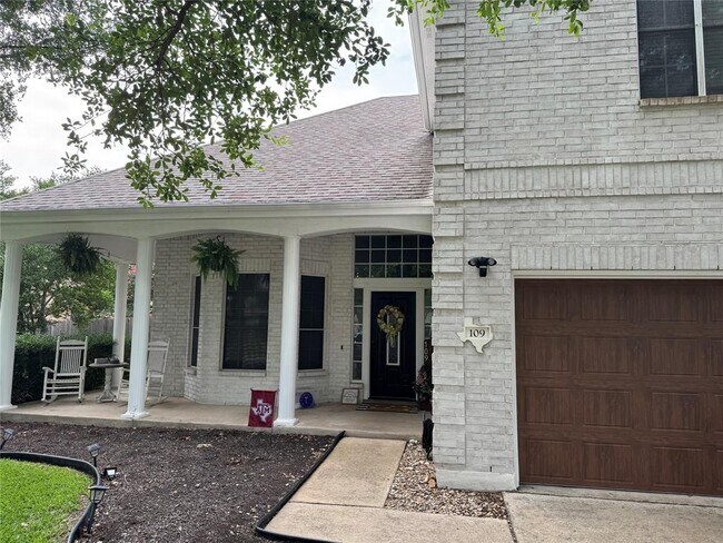 Foto del edificio - 109 Brentwood Dr