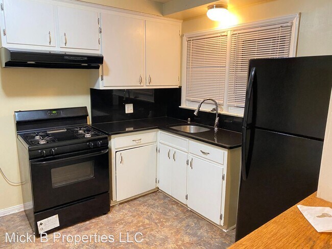 Building Photo - 3 br, 2 bath House - 9184 Dixie