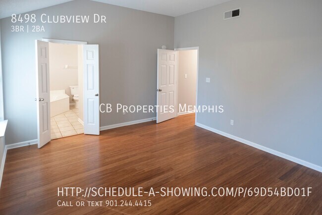 Building Photo - 8498 Clubview Dr
