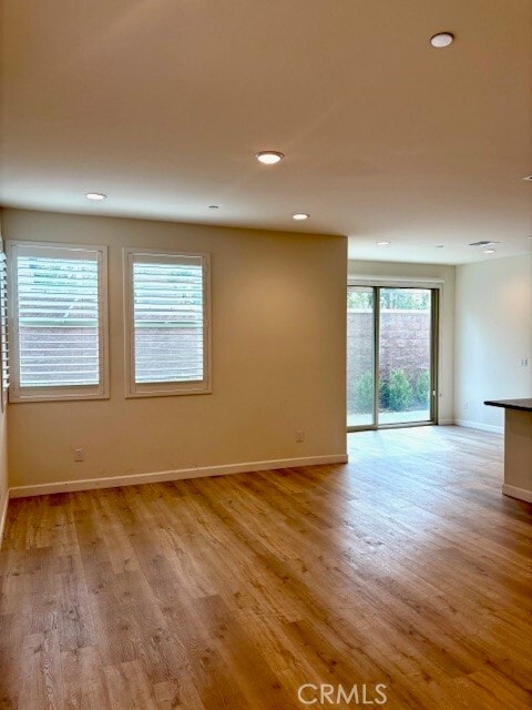 Foto del edificio - 16173 Paddock Ave