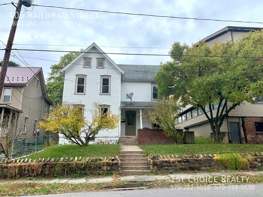 Primary Photo - Pet friendly 3-4 bedroom available now!
