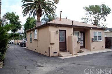 Foto del edificio - 14430 Tiara St