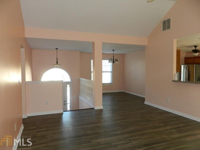 Building Photo - 295 Oakleigh Ln