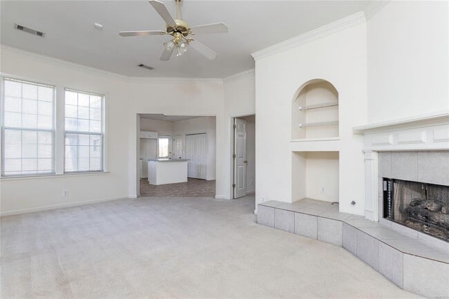 Building Photo - 2129 Halcyon Downs Loop