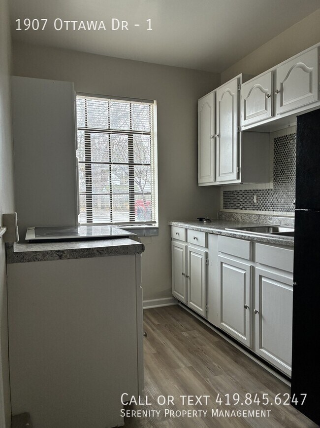 Foto del edificio - 1907 Ottawa Dr