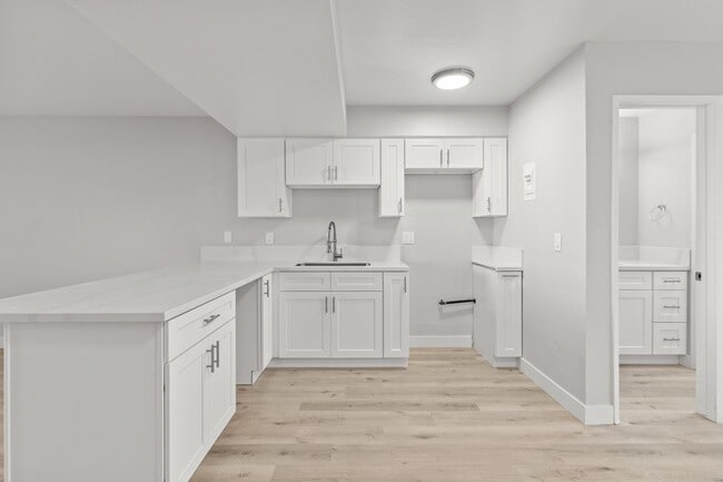 Building Photo - 1018 Mission Drive