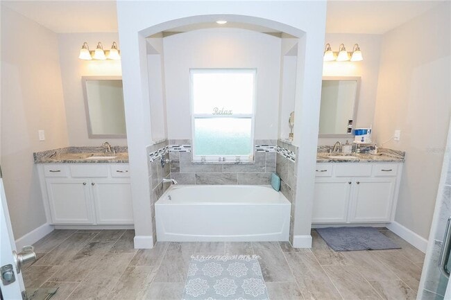 Foto del edificio - 10396 SW 45th Ave