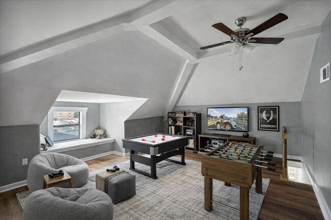 Foto del edificio - 156 N Tucker St