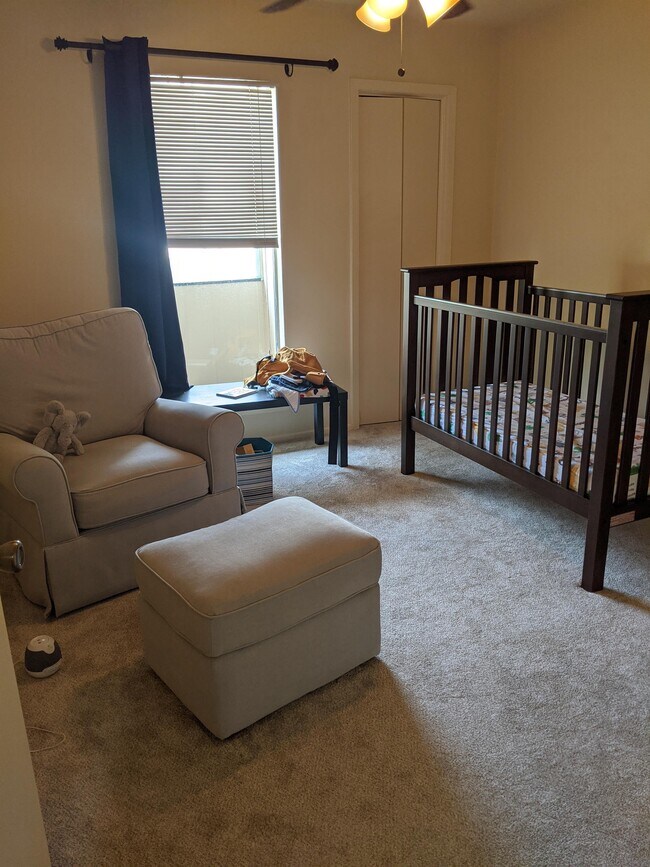 Foto del edificio - 6718 Silvermine Dr