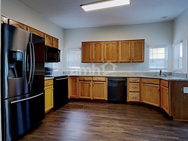 Foto del edificio - 6581 Daisy Hill Ct