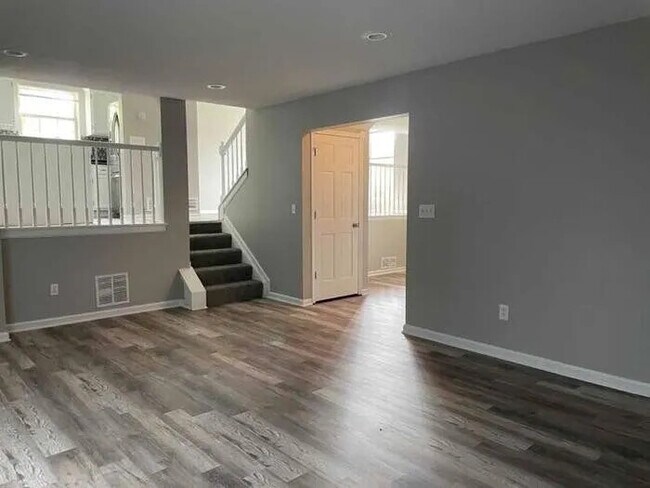 Foto del edificio - 1706 Tecumseh Drive