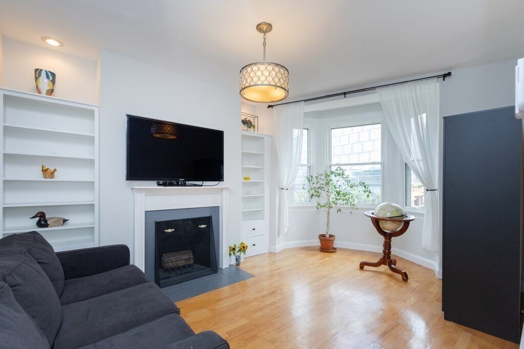 34 Station St Unit 4, Brookline, MA 02445 Condo for Rent in Brookline