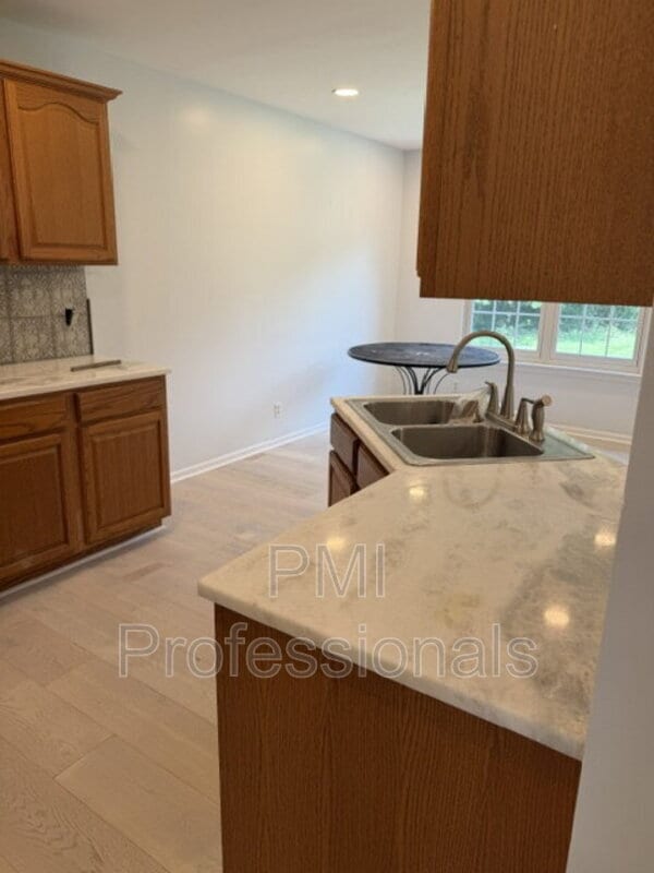Photo - 112 Buena Vista Ct House