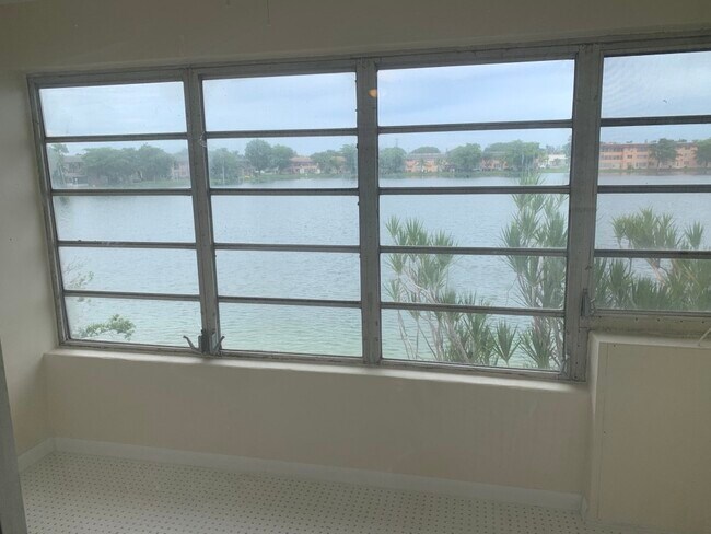 Foto del edificio - 19001 NE 2nd Ave