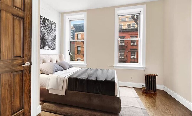 Building Photo - 164 Ludlow St