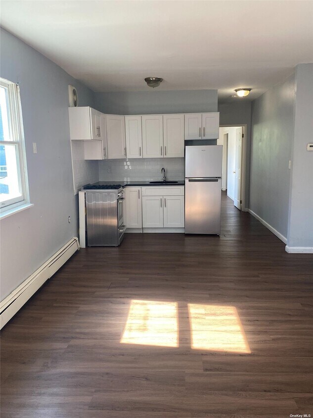 27 Audrey Ave Unit C, Oyster Bay, NY 11771 Room for Rent in Oyster