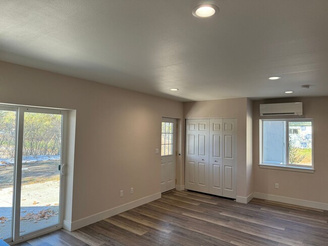 Building Photo - 2236 Burlington Avenue