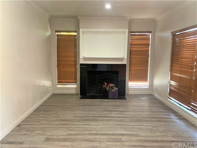 Foto del edificio - 208 N Pine St