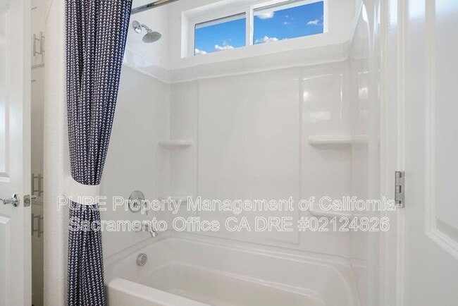 Foto del edificio - 273 Cask Dr