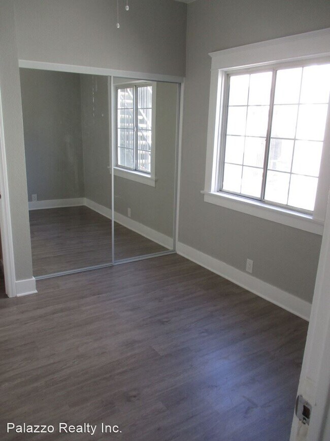 Foto del edificio - 1615-1617 E Appleton St