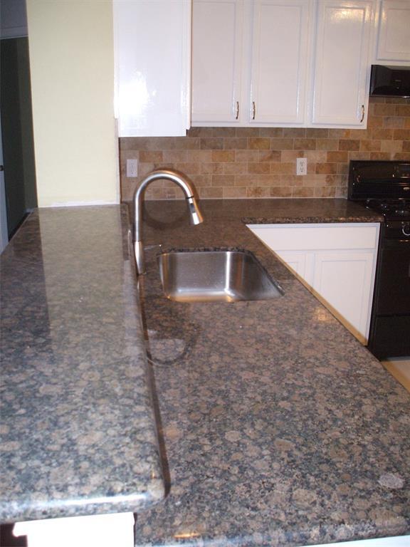 Foto del edificio - 2408 Wilma Rudolph Rd