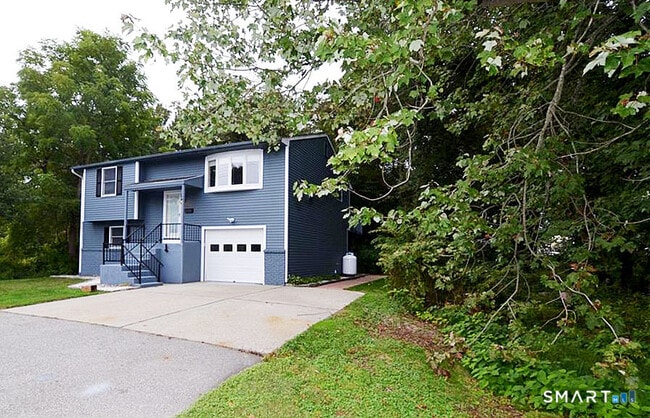 Building Photo - 60 Central Blvd