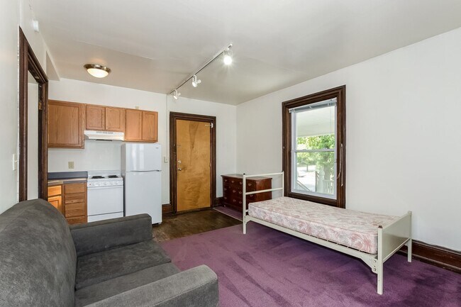 Interior Photo - The Frisinger House