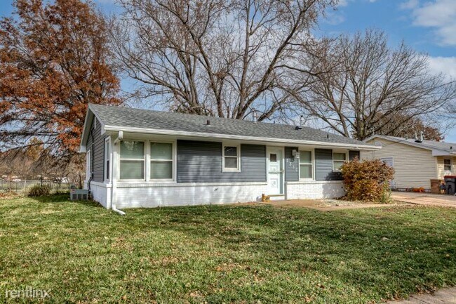 Building Photo - 2 br, 1 bath House - 5310 W Kingsley St