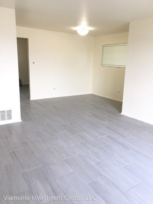 Building Photo - 6409 Country Ridge Dr