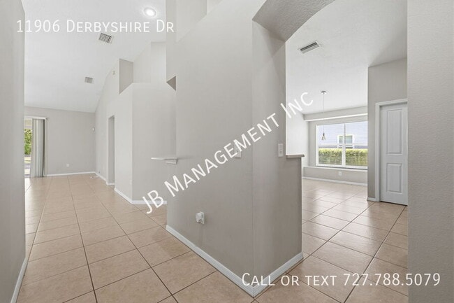 Building Photo - 11906 Derbyshire Dr