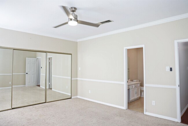 Foto del edificio - 290 Wilcrest Dr