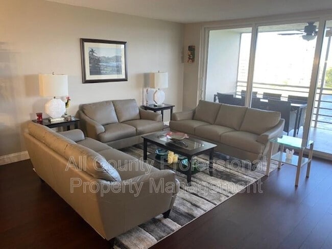 Foto del edificio - 3051 N Course Dr