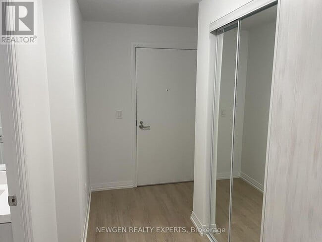 Photo du bâtiment - 28 Widmer St