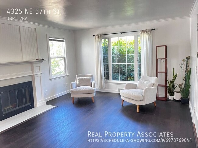 Building Photo - 4325 NE 57th St