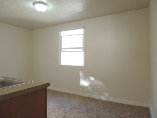 Foto del edificio - 2708 NE Sandy Blvd