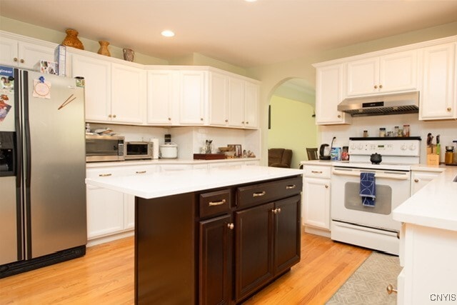 Foto del edificio - 4956 Tinderbox Cir