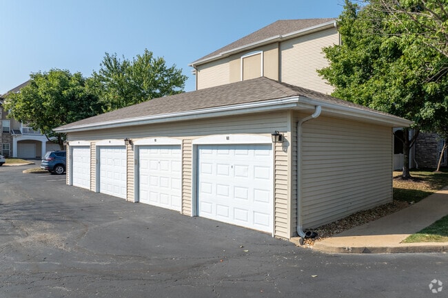 Garage - Boulders at Katy Trail