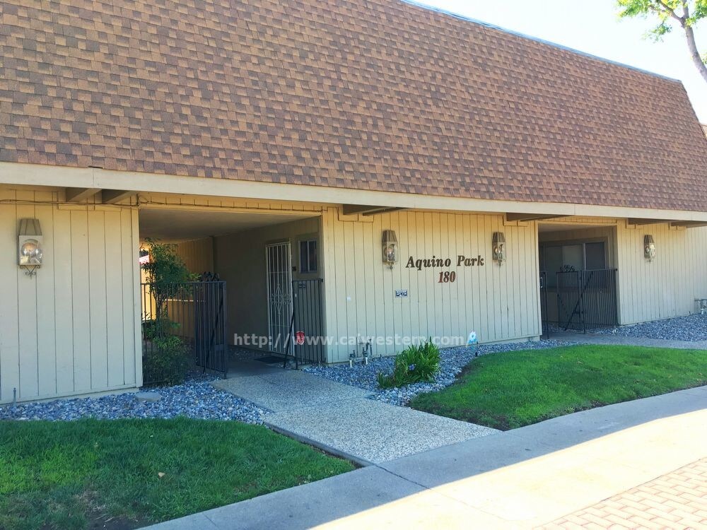 180 San Tomas Aquino Rd Unit 18, Campbell, CA 95008 Room for Rent in